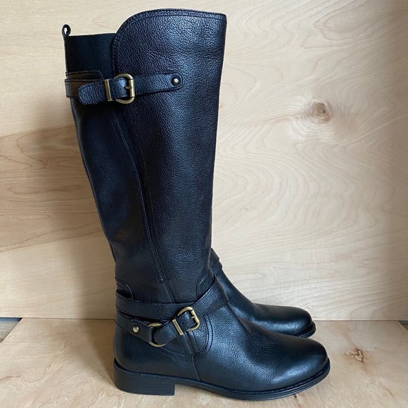 the bay naturalizer boots